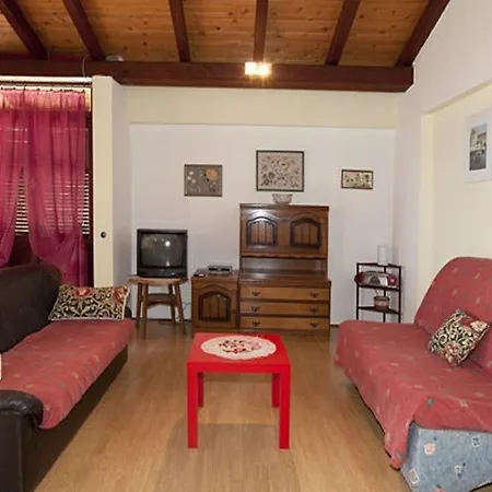 Guest house And Roza - 200 M From Sea 3*