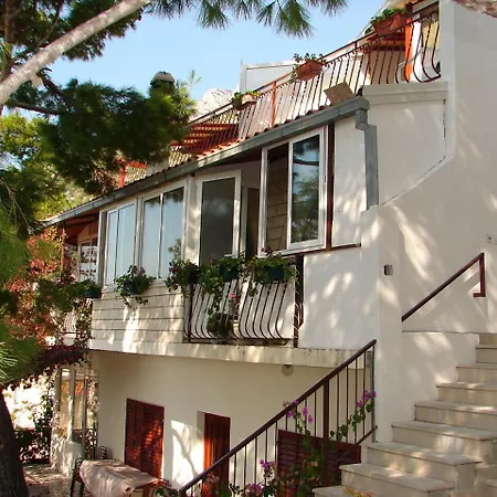 And Roza - 200 M From Sea
